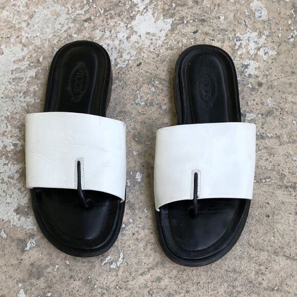 Tod’s Sandals  - Picture 1 of 5